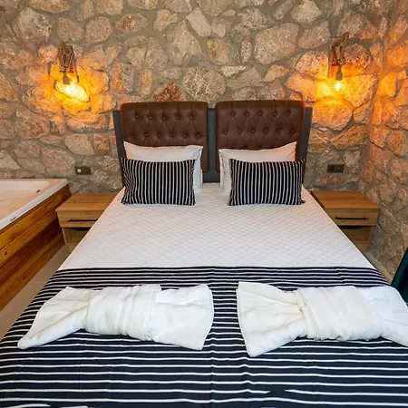 Beyza- Fethiye'de 2+1 Jakuzili Appartamento *