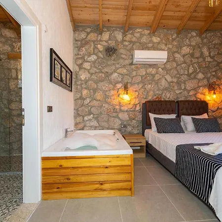 Beyza- Fethiye'de 2+1 Jakuzili Appartamento Fethiye